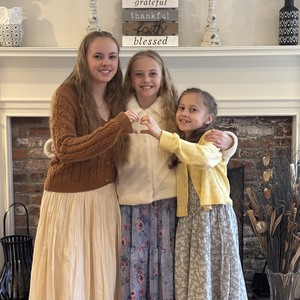 Lauren, Rachel, and Taylor M